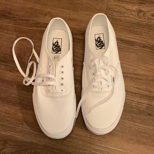 Men’s White Vans